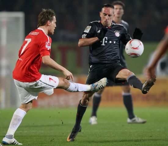 队将更有信 队将更有信