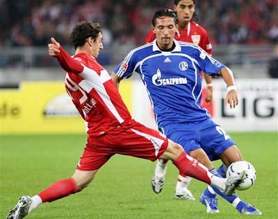 他在控球状 他在控球状